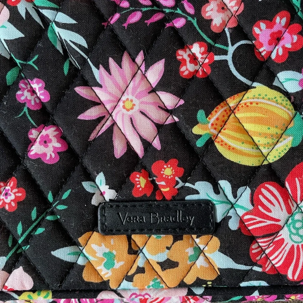 Vera Bradley Floral Laptop Cover, Fabric Laptop Pouch, ALMOST NEW, OFFERS OPEN